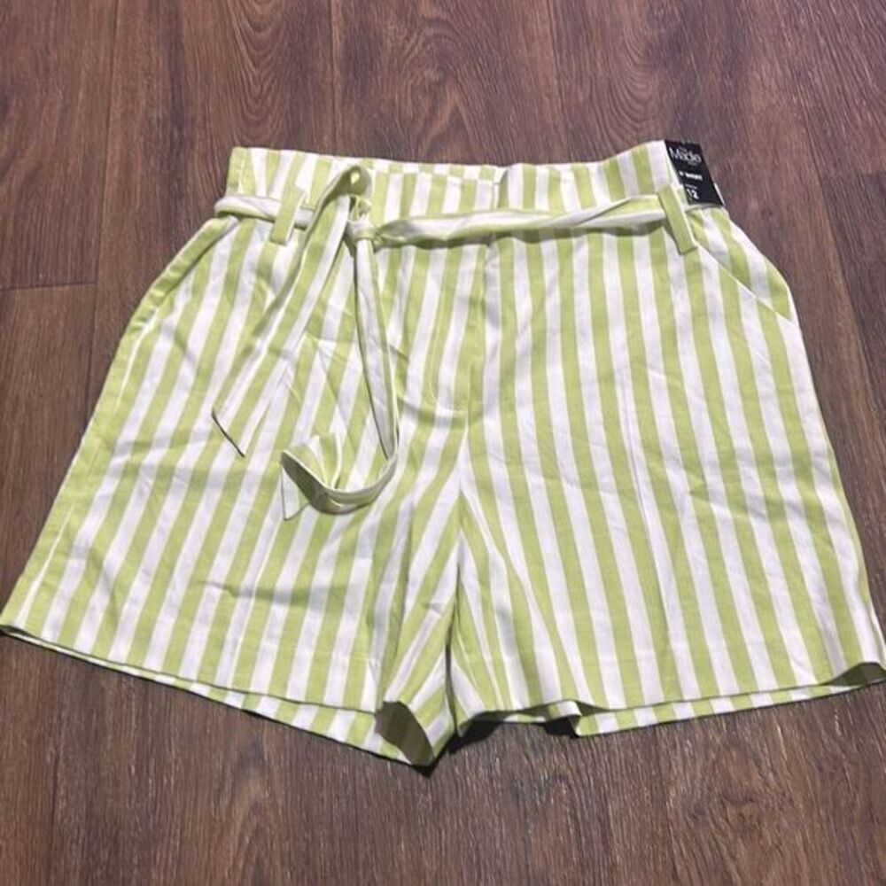 New York & co stripe Maddie shorts flowy loose fit‎ beach shorts